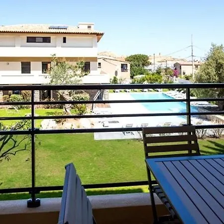 L'ile-rousse Sleeps 4 Pool Air Con Wifi